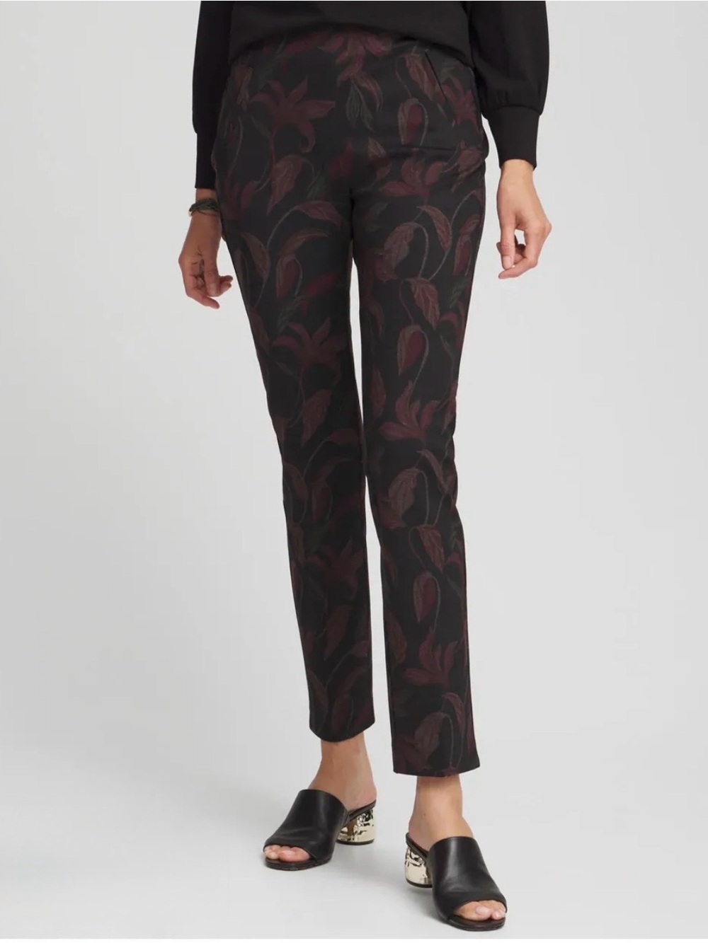 Chico’s Juliet Floral Ankle Pants dark floral print